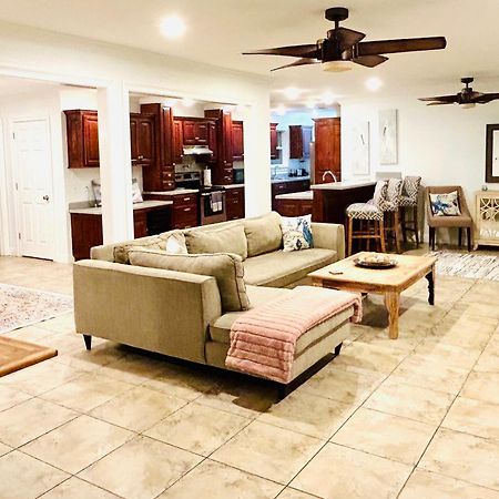 4/3 Home Centrally Located, Beach, Casino, Airport, Dining, Golfing, Shopping, Entertainment Gulfport Kültér fotó